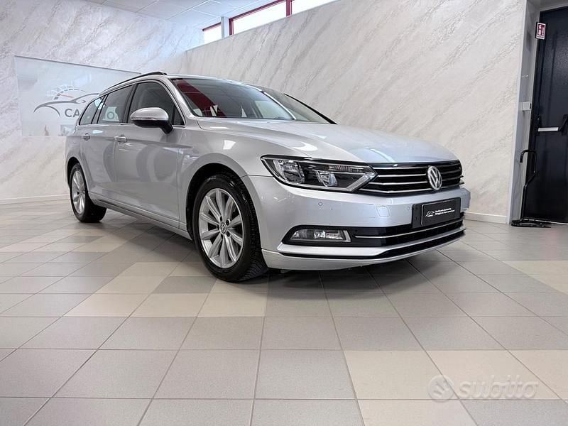Usata VW Passat Highline 150 CV (110 kW) 2015 Grigio Station wagon
