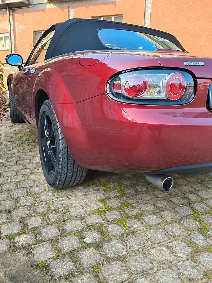Usata Mazda MX5 High 126 CV (92 kW) 2006 Cabrio