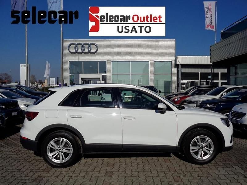 Usata Audi Q3 Advanced 150 CV (110 kW) 2021 B4 bianco SUV