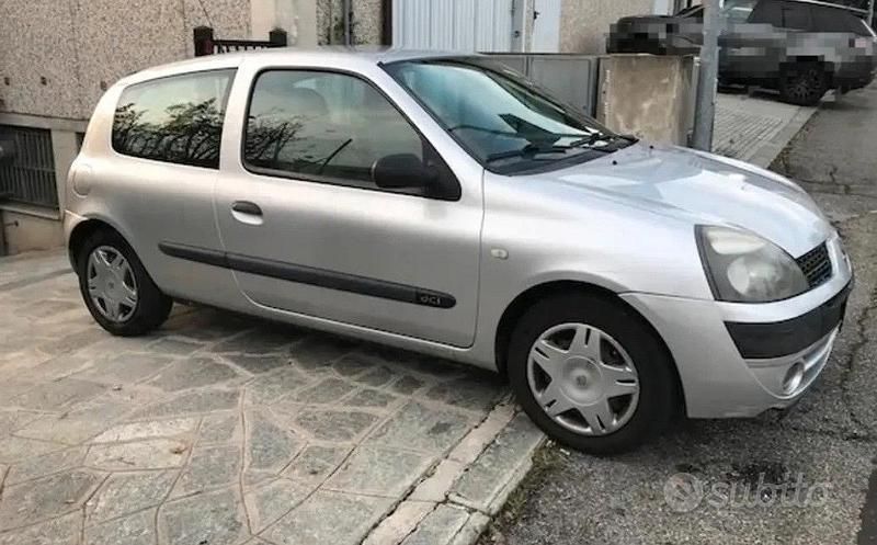 Usata Renault Clio II 2005 Grigio Berlina
