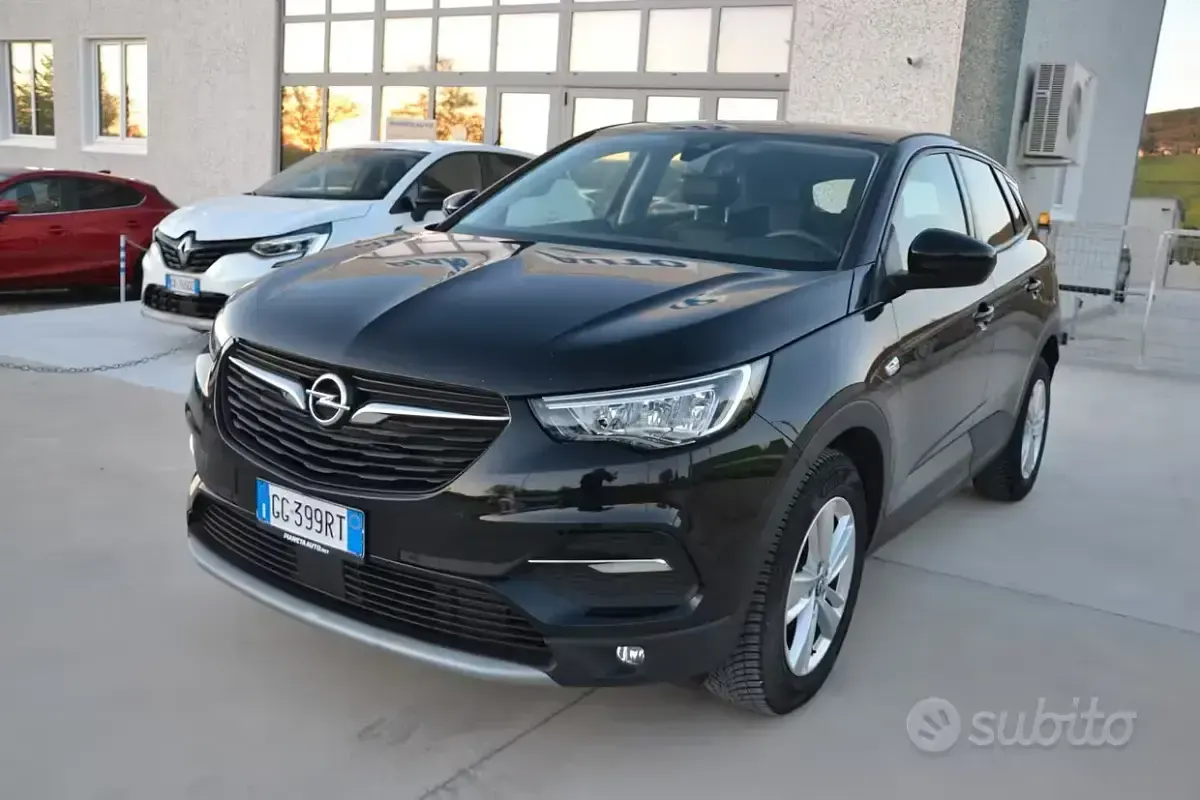 Usata Opel Grandland X Business Elegance 131 CV (96 kW) 2021 Nero SUV