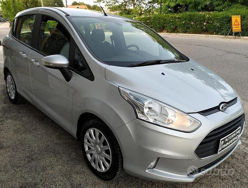 Usata Ford B-MAX Titanium 95 CV (69 kW) 2016 Grigio Monovolume
