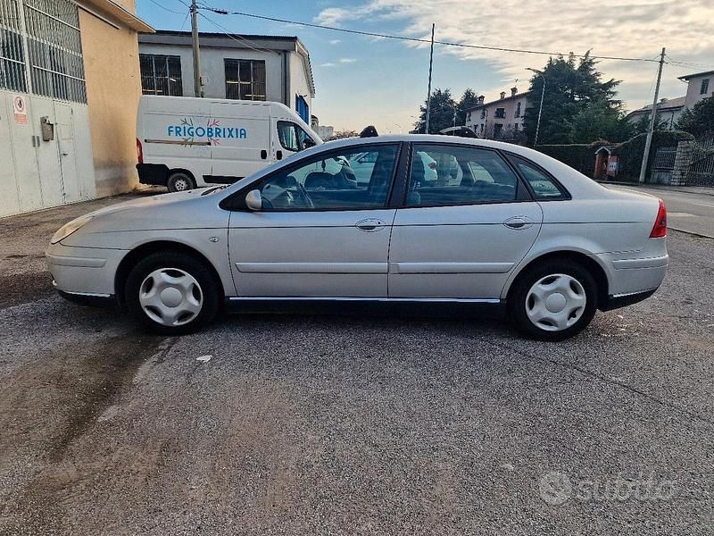 Usata Citroën C5 Elegance 110 CV (80 kW) 2006 Grigio Berlina