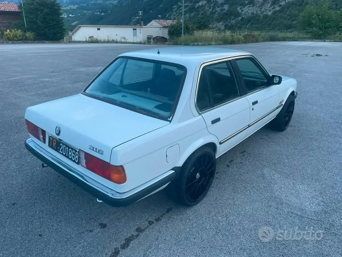 Usata BMW 316 90 CV (66 kW) 1985 Bianco Berlina
