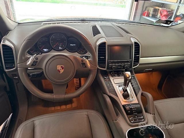 Usata Porsche Cayenne 245 CV (180 kW) 2011 SUV