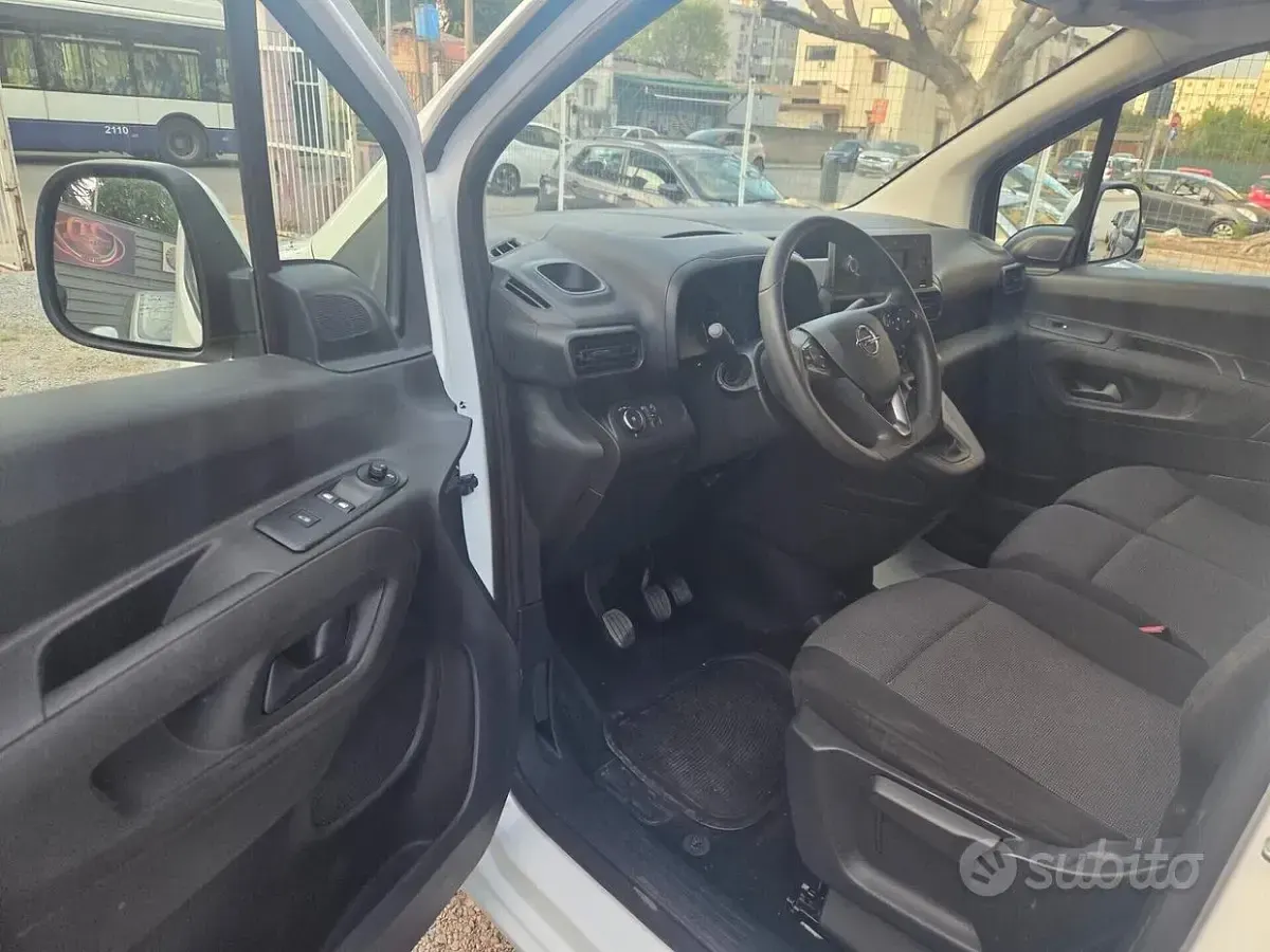 Usata Opel Combo S 102 CV (75 kW) 2021 Bianco Monovolume