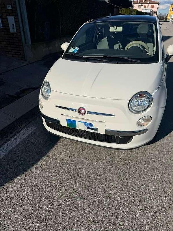 Usata Fiat 500 Lounge 69 CV (50 kW) 2014 Bianco Utilitaria