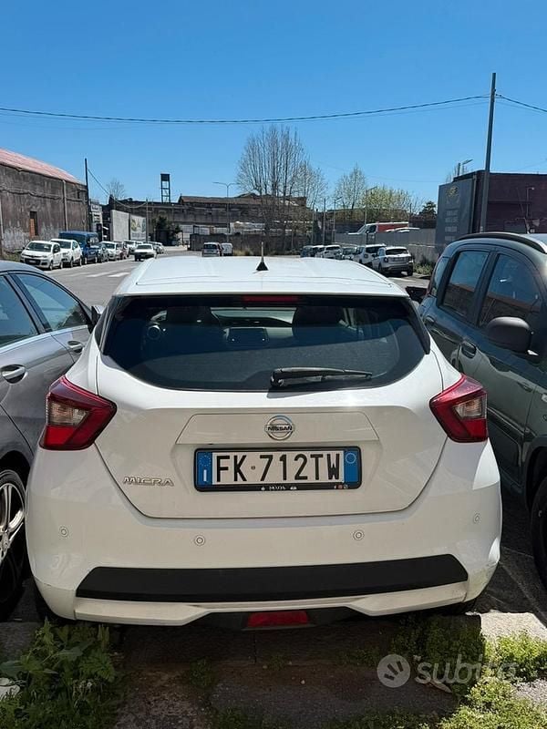 Usata Nissan Micra 71 CV (52 kW) 2017 Bianco Utilitaria