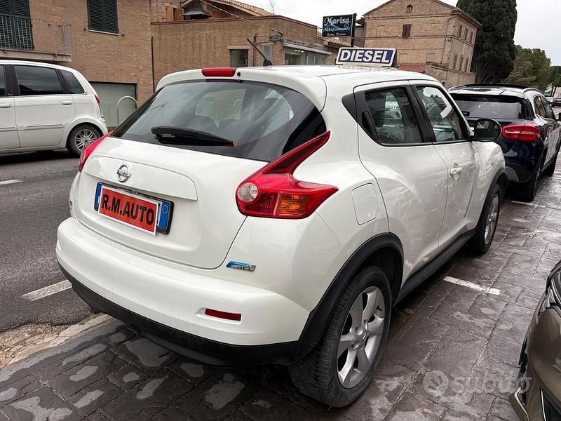 Usata Nissan Juke 110 CV (80 kW) 2011 Bianco SUV