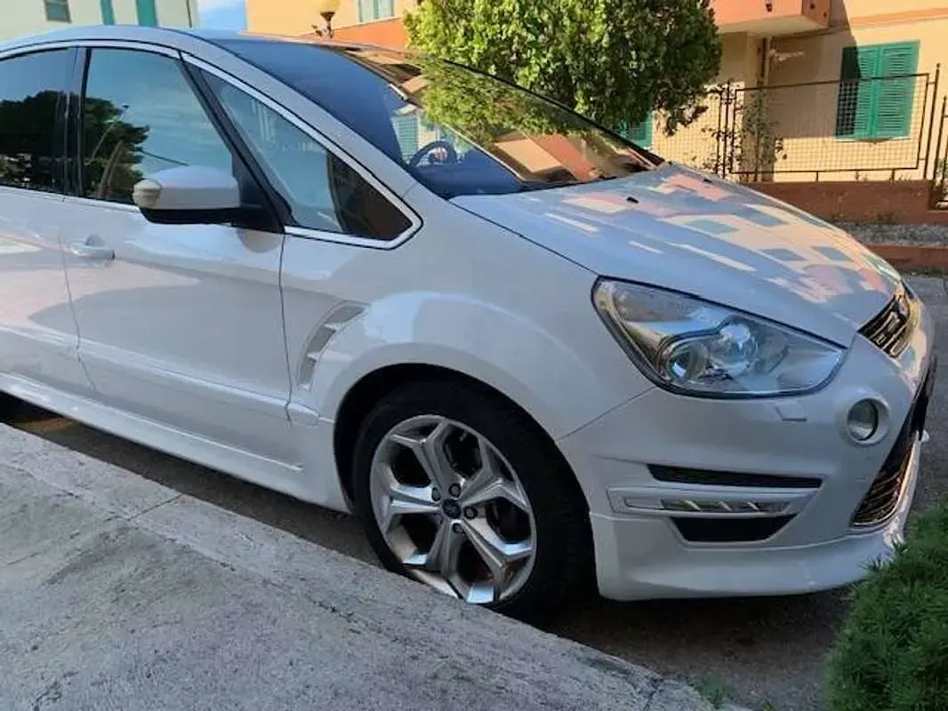 Usata Ford S-MAX Titanium 163 CV (119 kW) 2011 Bianco Monovolume