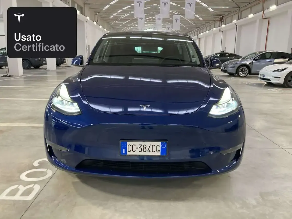 Usata Tesla Model Y Long Range AWD 258 kW (351 CV) 2021 Deep blue metallic SUV