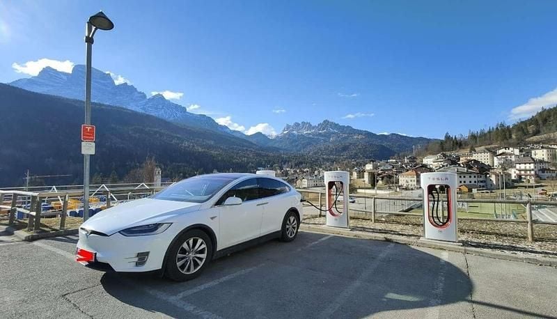 Usata Tesla Model X 158 kW (215 CV) 2016 SUV