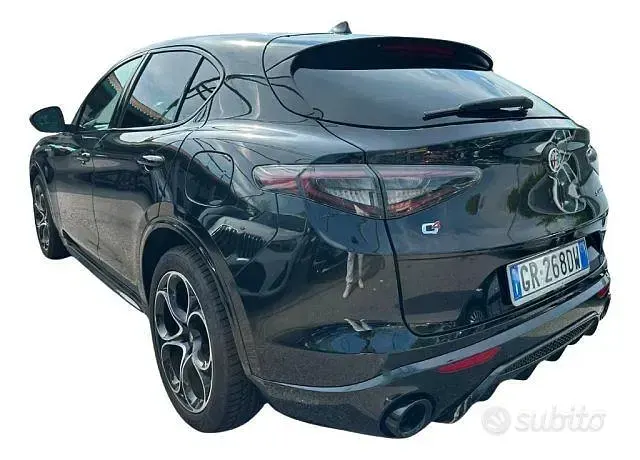 Usata Alfa Romeo Stelvio Veloce 209 CV (153 kW) 2023 Nero SUV