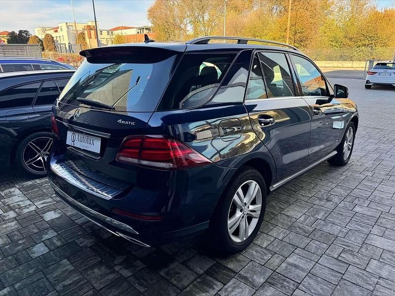 Usata Mercedes GLE250 Executive 204 CV (150 kW) 2016 Blu/azzurro SUV