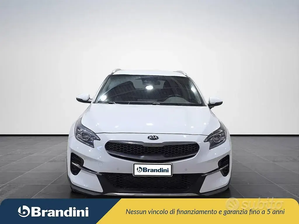 Usata Kia XCeed Style 136 CV (100 kW) 2021 Bianco SUV