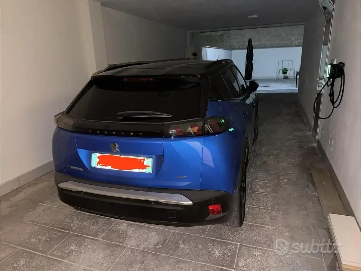 Usata Peugeot e-2008 GT 56 kW (77 CV) 2021 SUV