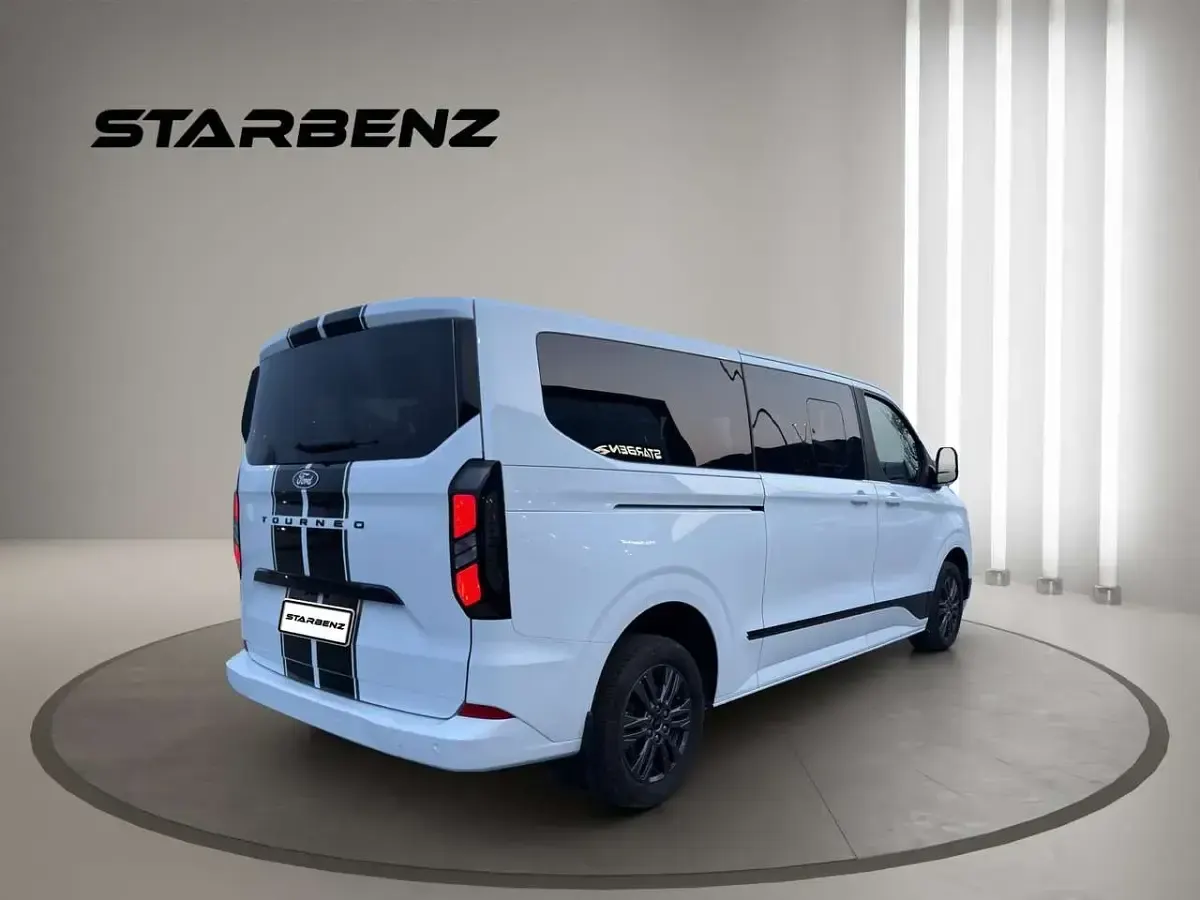 Usata Ford Tourneo Custom Titanium 170 CV (125 kW) 2025 Bianco Furgone