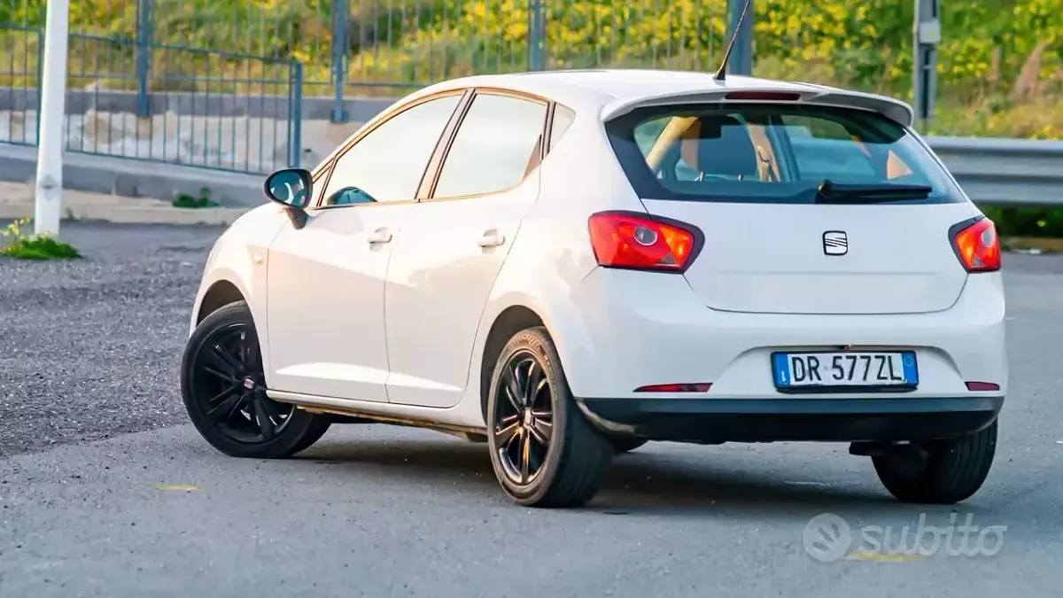 Usata Seat Ibiza 80 CV (58 kW) 2008 Bianco Berlina