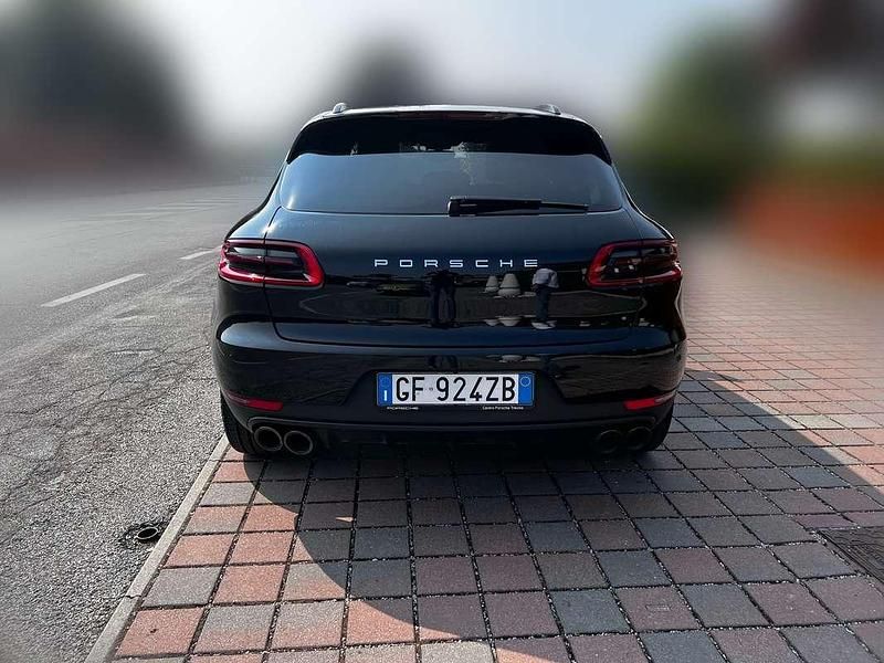 Usata Porsche Macan 252 CV (185 kW) 2018 Nero SUV