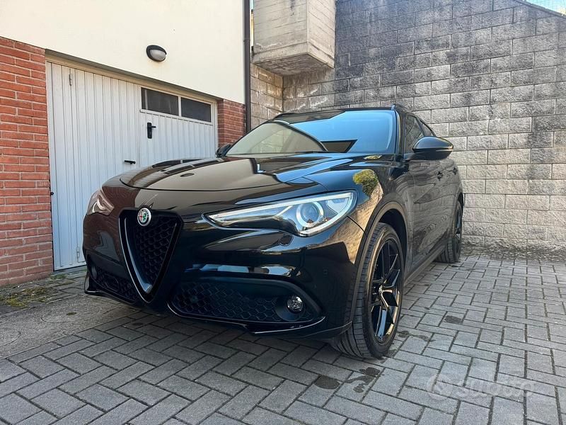 Usata Alfa Romeo Stelvio Executive 190 CV (139 kW) 2020 Nero SUV