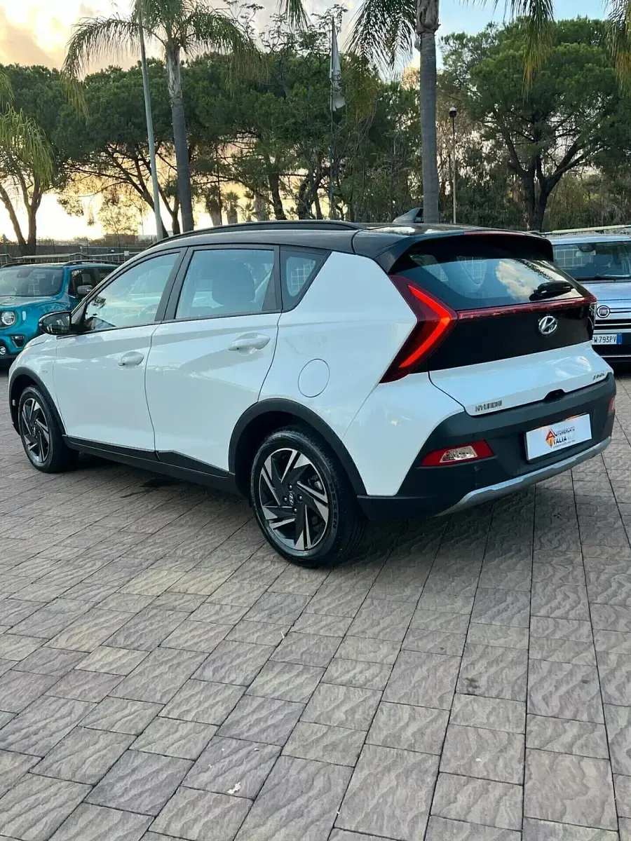 Usata Hyundai Bayon 101 CV (74 kW) 2021 Bianco SUV
