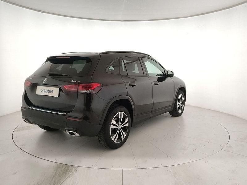 Usata Mercedes GLA200 150 CV (110 kW) 2021 Nero SUV
