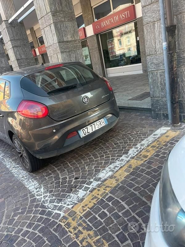 Usata Fiat Bravo 120 CV (88 kW) 2010 Utilitaria