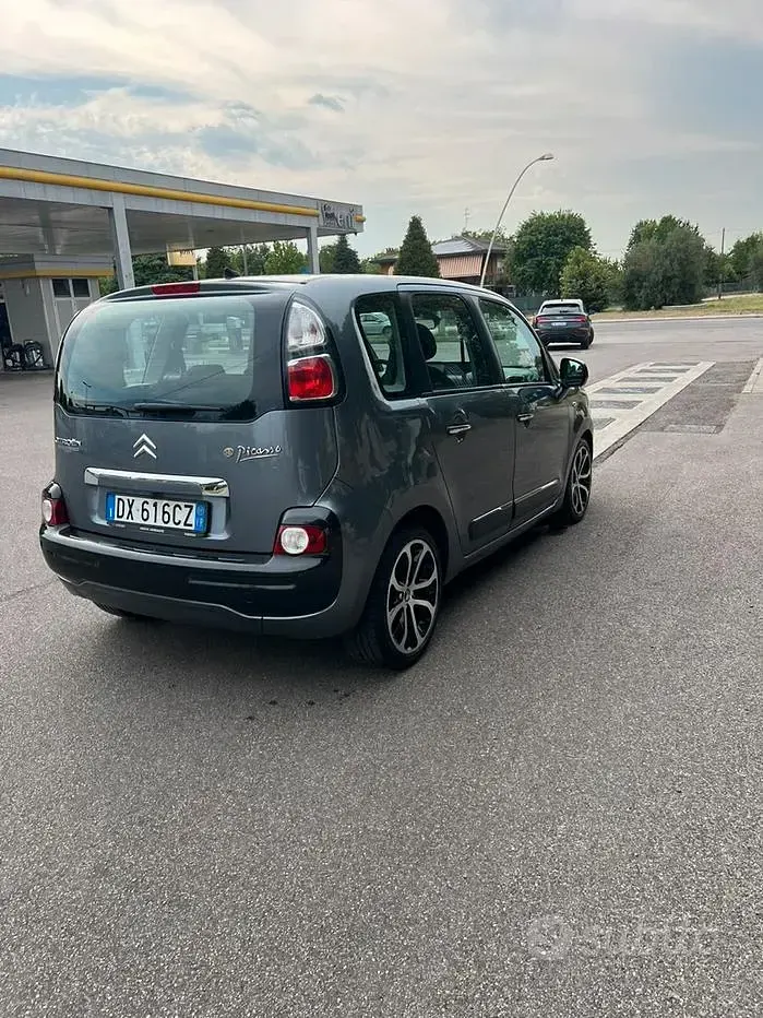 Usata Citroën C3 Picasso 90 CV (66 kW) 2009 Grigio Monovolume