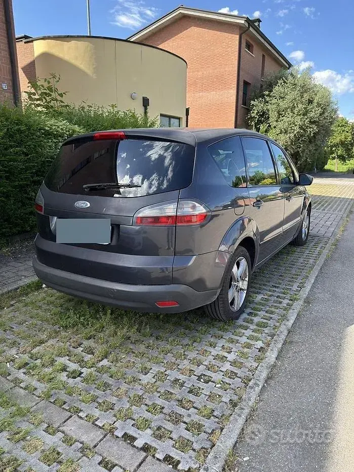 Usata Ford S-MAX S 140 CV (102 kW) 2006 Grigio Monovolume