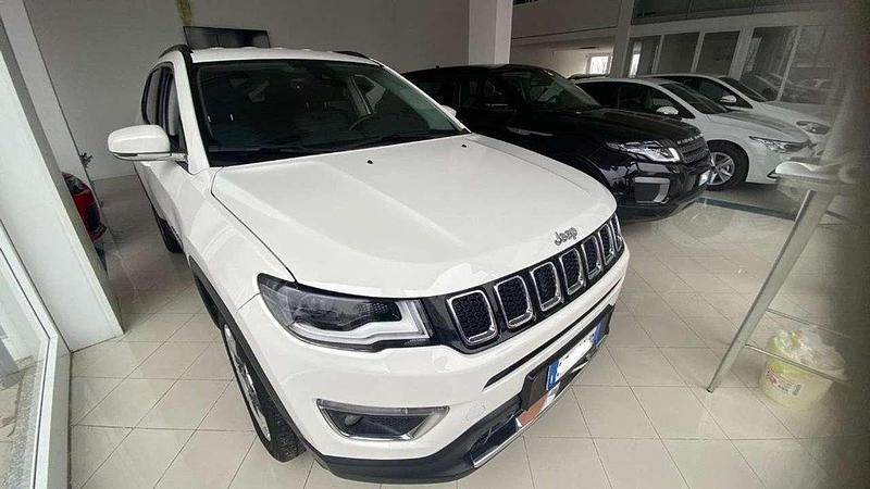 Usata Jeep Compass Limited 140 CV (102 kW) 2018 Bianco SUV
