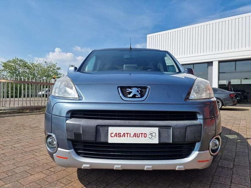Occasion Peugeot Partner Outdoor 120 ch (88 kW) 2011 Gris Monospace