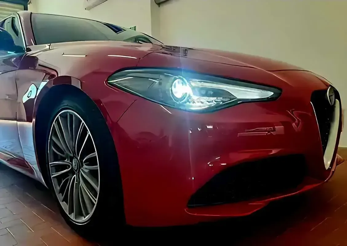 Usata Alfa Romeo Giulia Business 179 CV (131 kW) 2017 Rosso Berlina