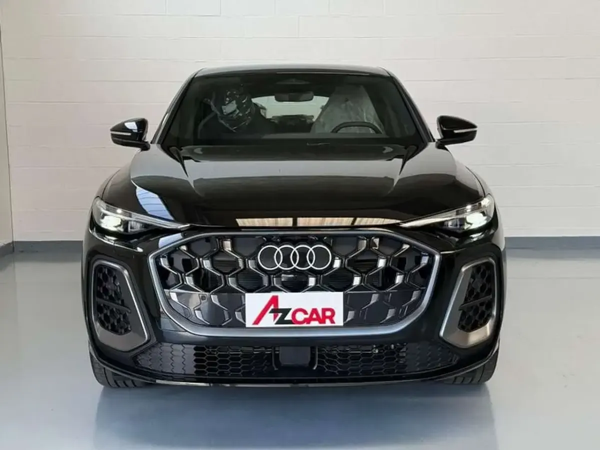 Nuova Audi Q5 S-Line 204 CV (150 kW) 2025 Nero mythos SUV