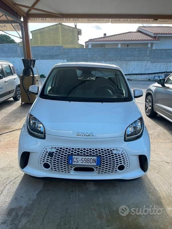 Bianco Usata 2020 Smart ForFour Electric Drive | 12.000 € - Immagine 1/4
