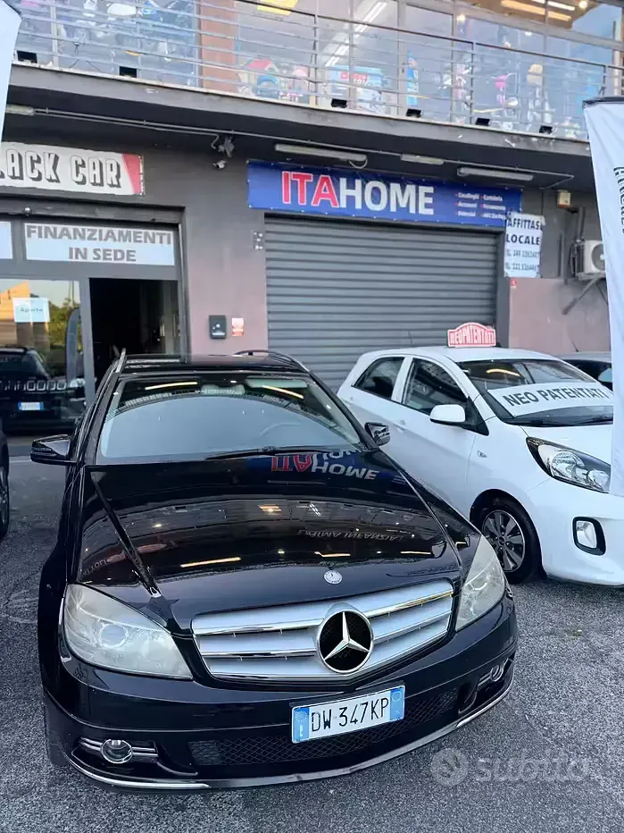 Usata Mercedes C200 136 CV (100 kW) 2009 Nero Station wagon