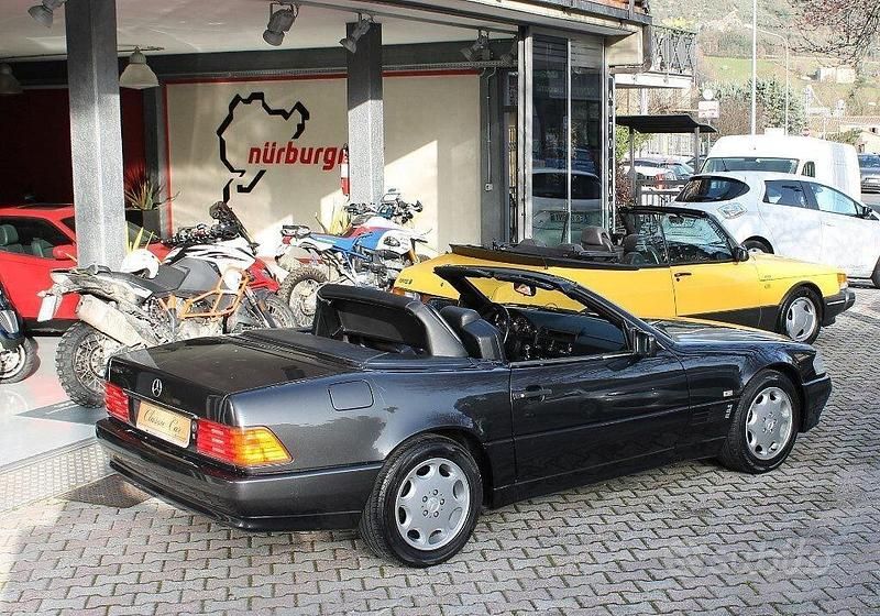 Käytetty Mercedes SL300 231 HP (169 kW) 1992 Harmaa Avoauto