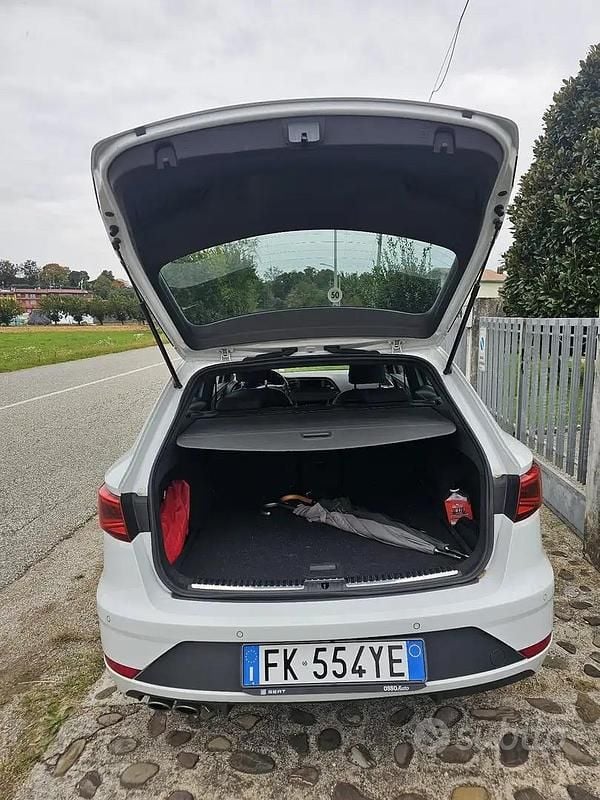 Usata Seat Leon ST FR 150 CV (110 kW) 2017 Bianco Station wagon