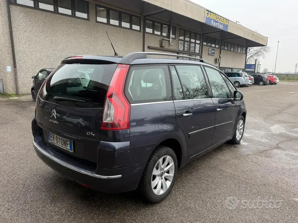 Usata Citroën Grand C4 Picasso Exclusive 112 CV (82 kW) 2013 Grigio Monovolume