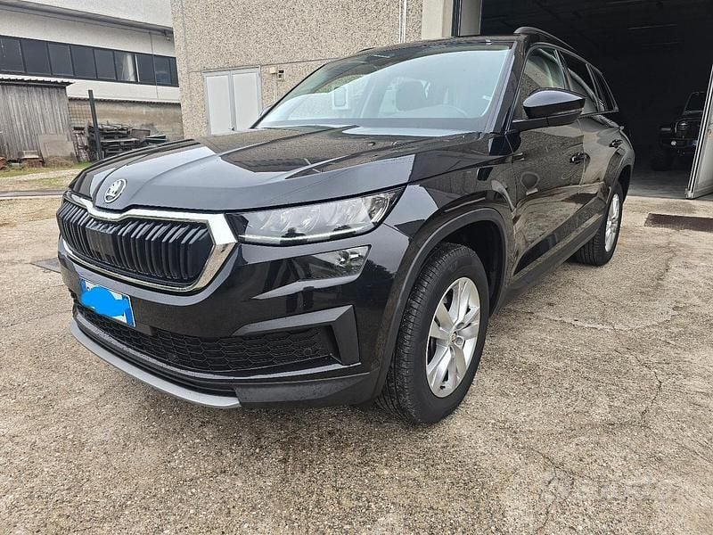 Nero Usata 2023 Skoda Karoq Style SUV | 23.999 € (Super prezzo) - Immagine 1/4