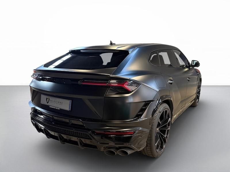 Usata Lamborghini Urus 666 CV (489 kW) 2023 Nero nemesis SUV