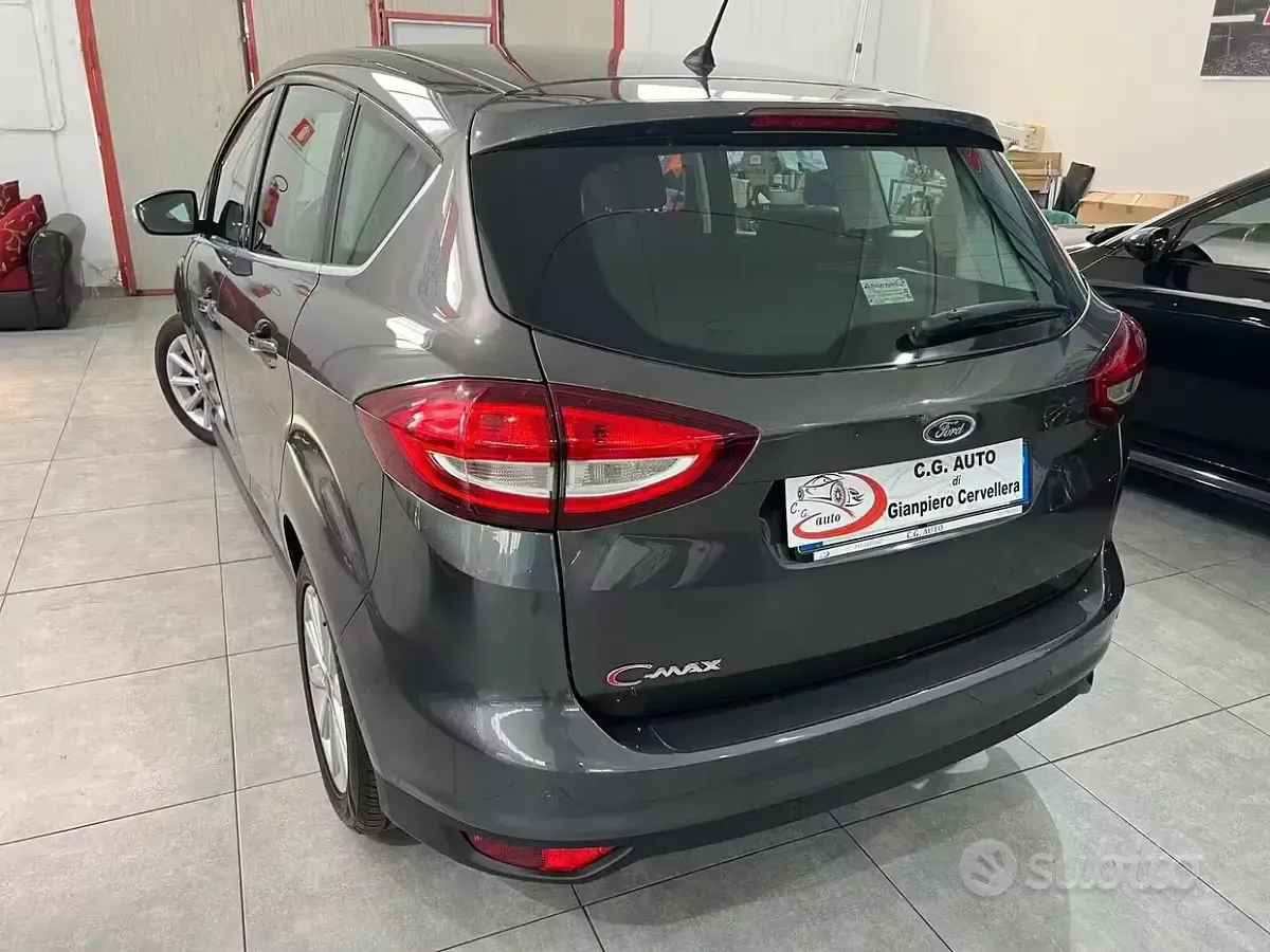 Usata Ford C-MAX Titanium 120 CV (88 kW) 2017 Grigio Monovolume