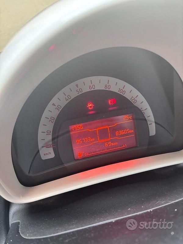 Usata Smart ForFour 61 CV (44 kW) 2015 Nero Utilitaria