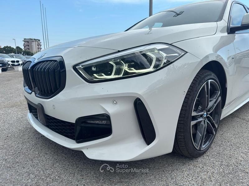 Usata BMW 118 M Sport 150 CV (110 kW) 2024 Bianco Utilitaria