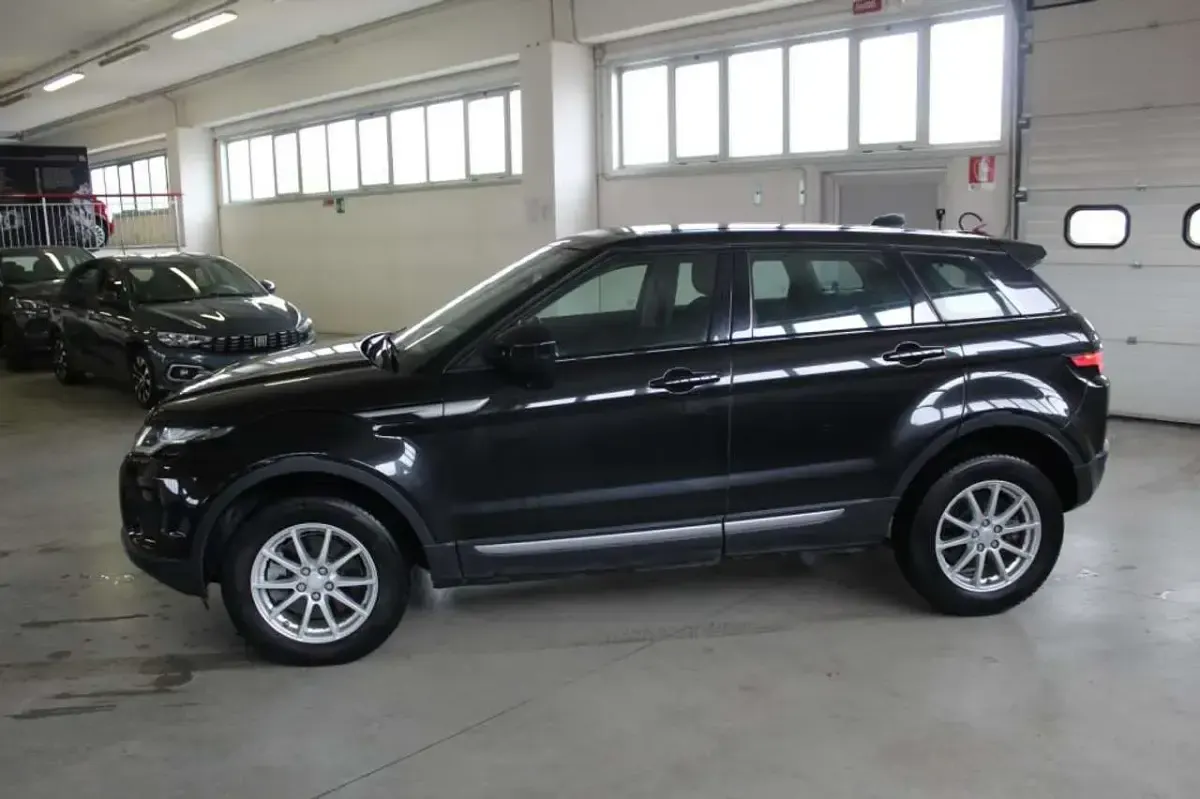 Usata Land Rover Range Rover evoque SE 150 CV (110 kW) 2017 Nero pastello SUV