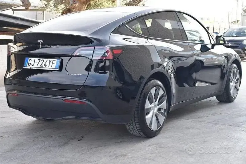 Usata Tesla Model Y 152 kW (208 CV) 2022 Nero SUV