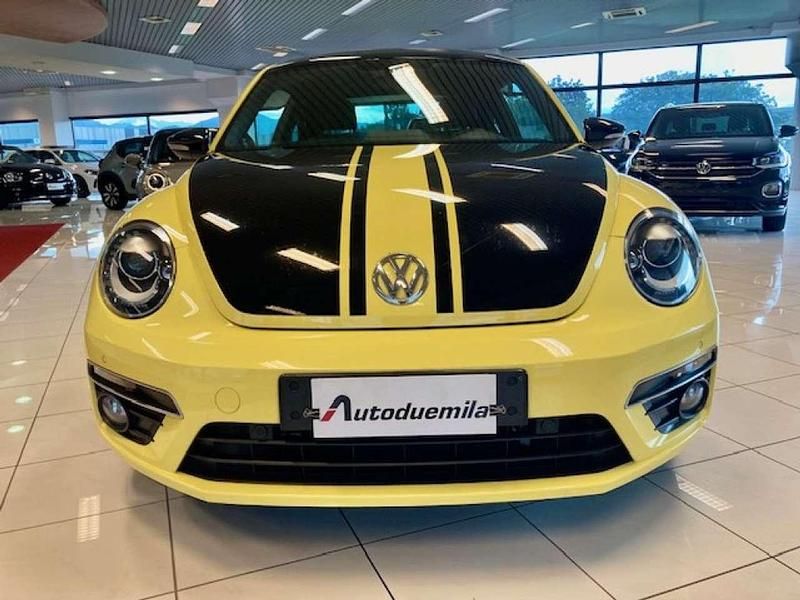 Usata VW Beetle Edition 211 CV (155 kW) 2014 Giallo Utilitaria