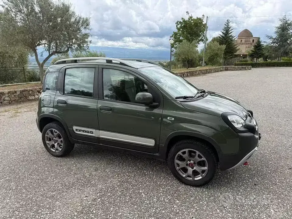 Usata Fiat Panda Cross Cross 95 CV (69 kW) 2017 Verde Utilitaria