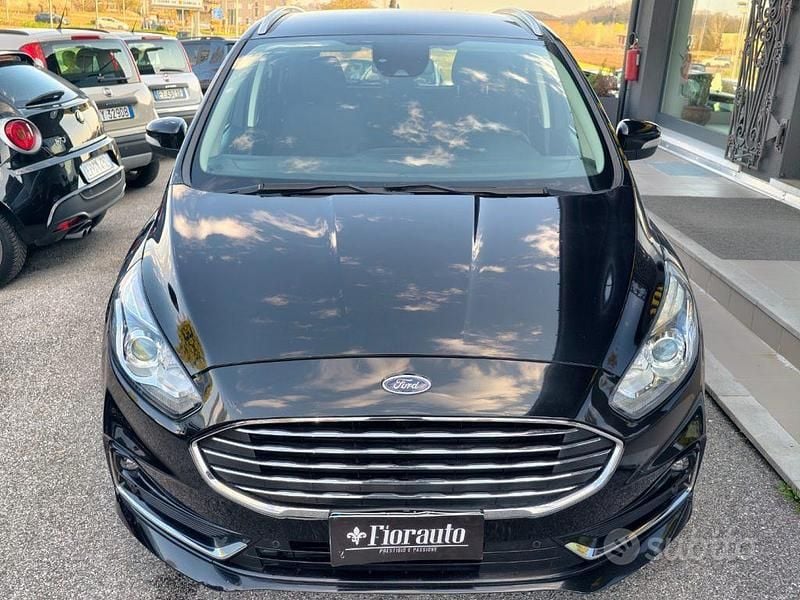 Usata Ford S-MAX Titanium 150 CV (110 kW) 2021 Grigio Monovolume
