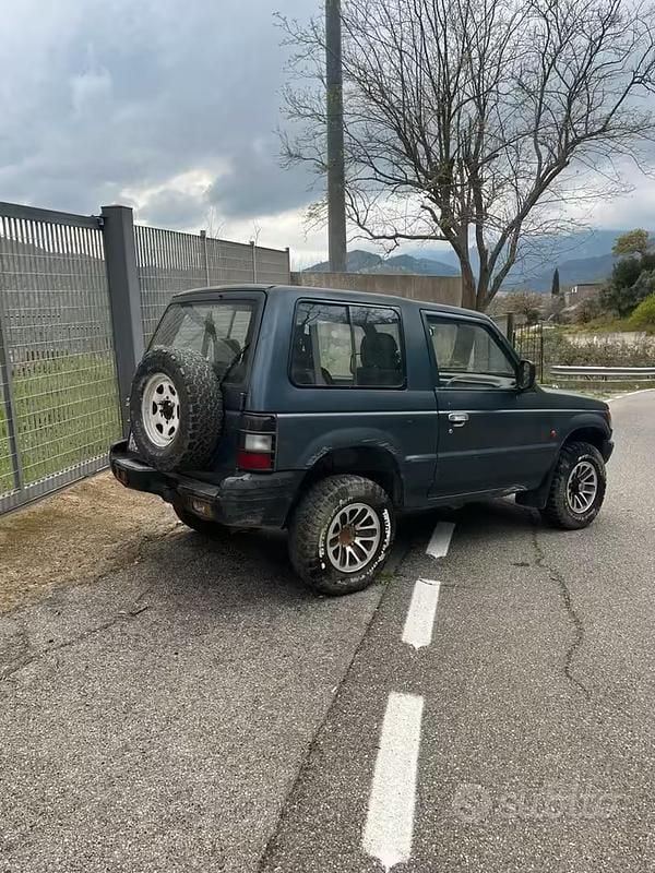 Usata Mitsubishi Pajero 1993 Verde SUV