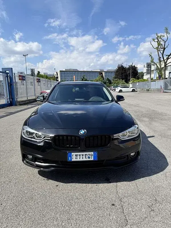 Usata BMW 318 Advantage 150 CV (110 kW) 2019 Berlina